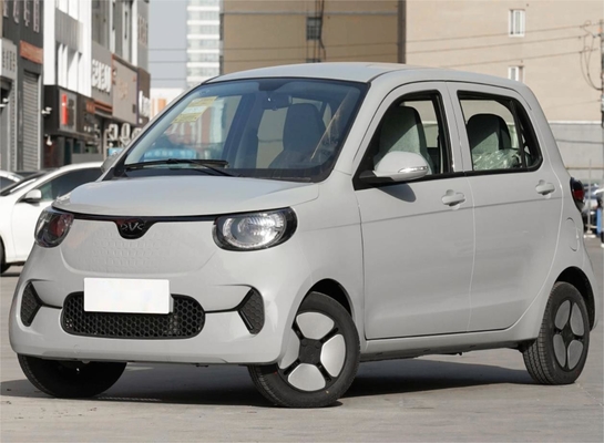 LHD Steering EV Electric Car 4 Seater Dengan Jarak Mengemudi Panjang 205km