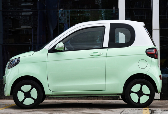 100km/jam Mobil Listrik EV Kecepatan Tinggi 2/4 Kursi SUV Mini Listrik