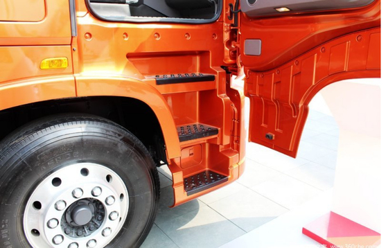 6*4 Truk Trailer Traktor Diesel DONGFENG Trailer Tugas Berat
