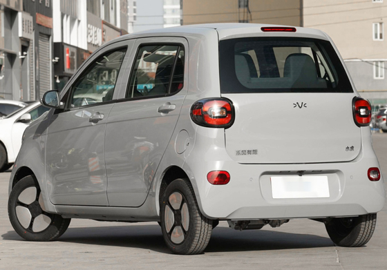 LHD Steering EV Electric Car 4 Seater Dengan Jarak Mengemudi Panjang 205km
