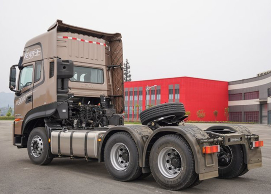 Bentuk Mengemudi 6x4 Truk Cng Tugas Berat 470hp Euro V Emssioni Level
