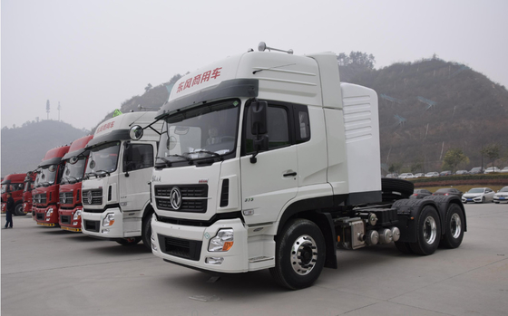 Truk Cng Tugas Berat Kimia Truk Pengiriman Kargo Tipe RHD